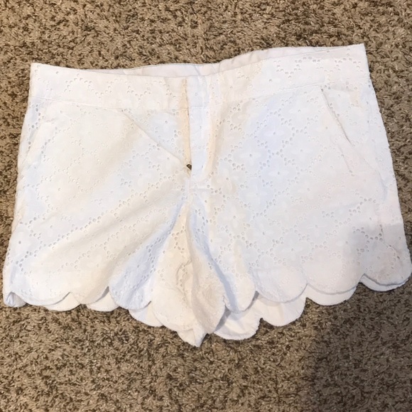 Lilly Pulitzer Pants - Lilly Pulitzer Buttercup Scalloped Shorts